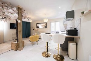 vue d'ensemble loves rooms bayeux